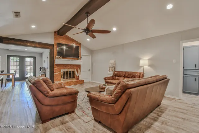 Photo 8 — 6901 Avenue W, Lubbock, TX 79412
