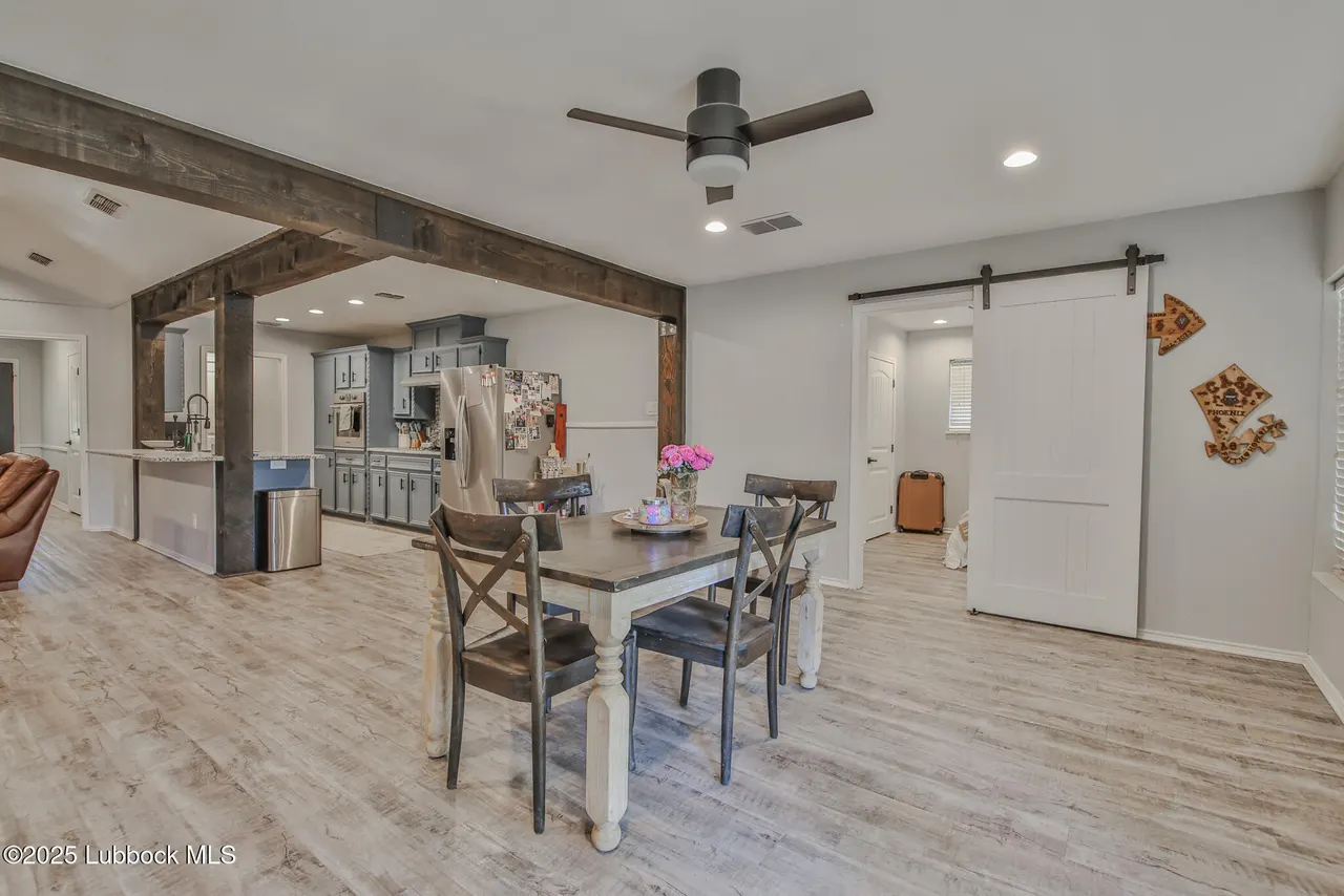 Photo 17 — 6901 Avenue W, Lubbock, TX 79412
