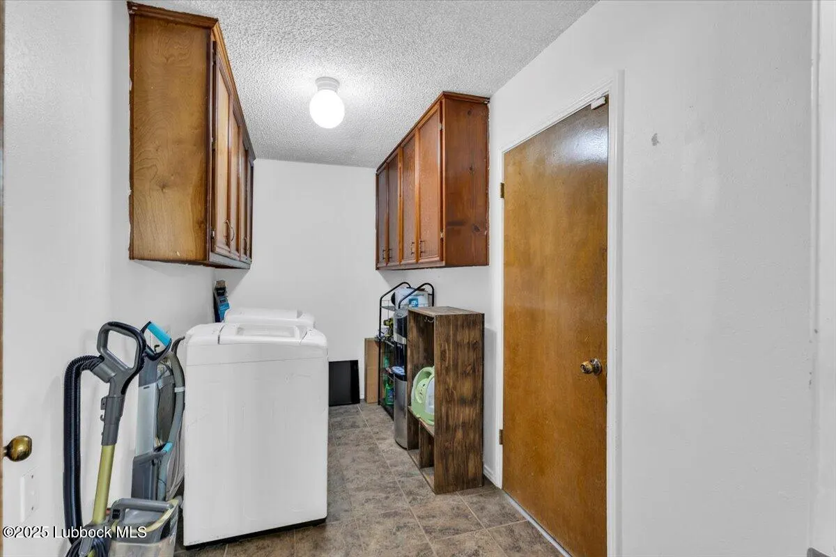 Photo 22 — 1102 Shady Oaks Lane, Brownfield, TX 79316