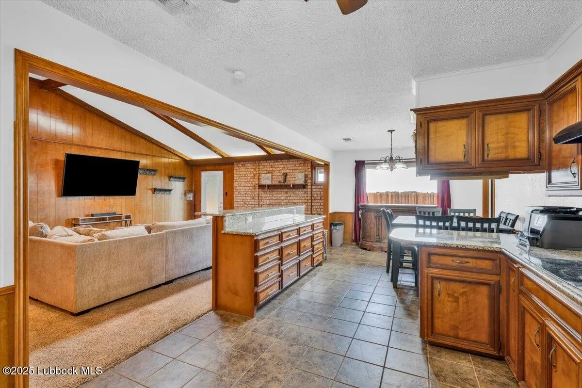 Photo 13 — 1102 Shady Oaks Lane, Brownfield, TX 79316