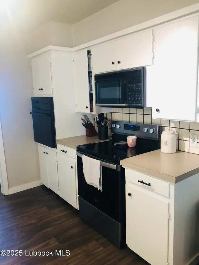 Photo 4 — 704 E Hayes Avenue, Morton, TX 79346