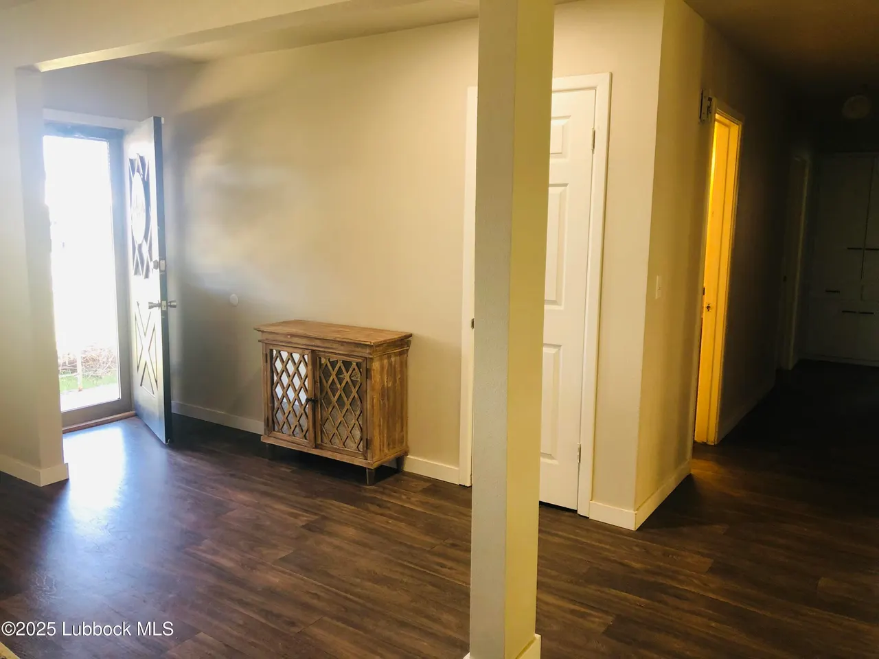 Photo 9 — 704 E Hayes Avenue, Morton, TX 79346