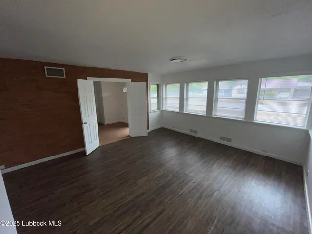Photo 7 — 3614 28th Street, Lubbock, TX 79410