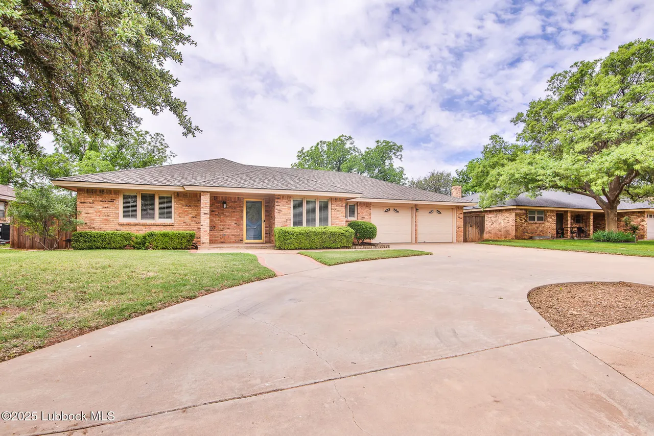 Photo 2 — 1804 E Hester Street, Brownfield, TX 79316