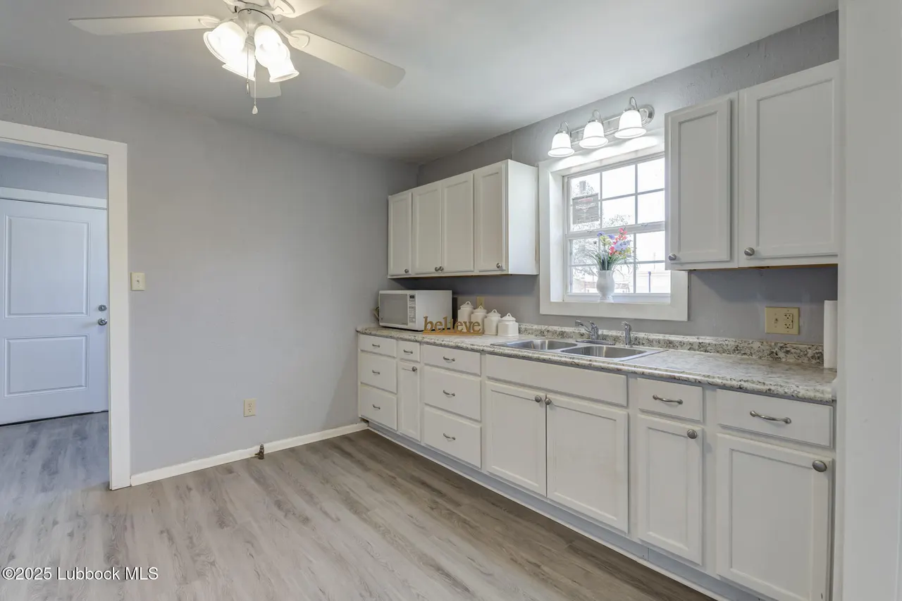 Photo 5 — 2029 N 4th Street, Tahoka, TX 79373