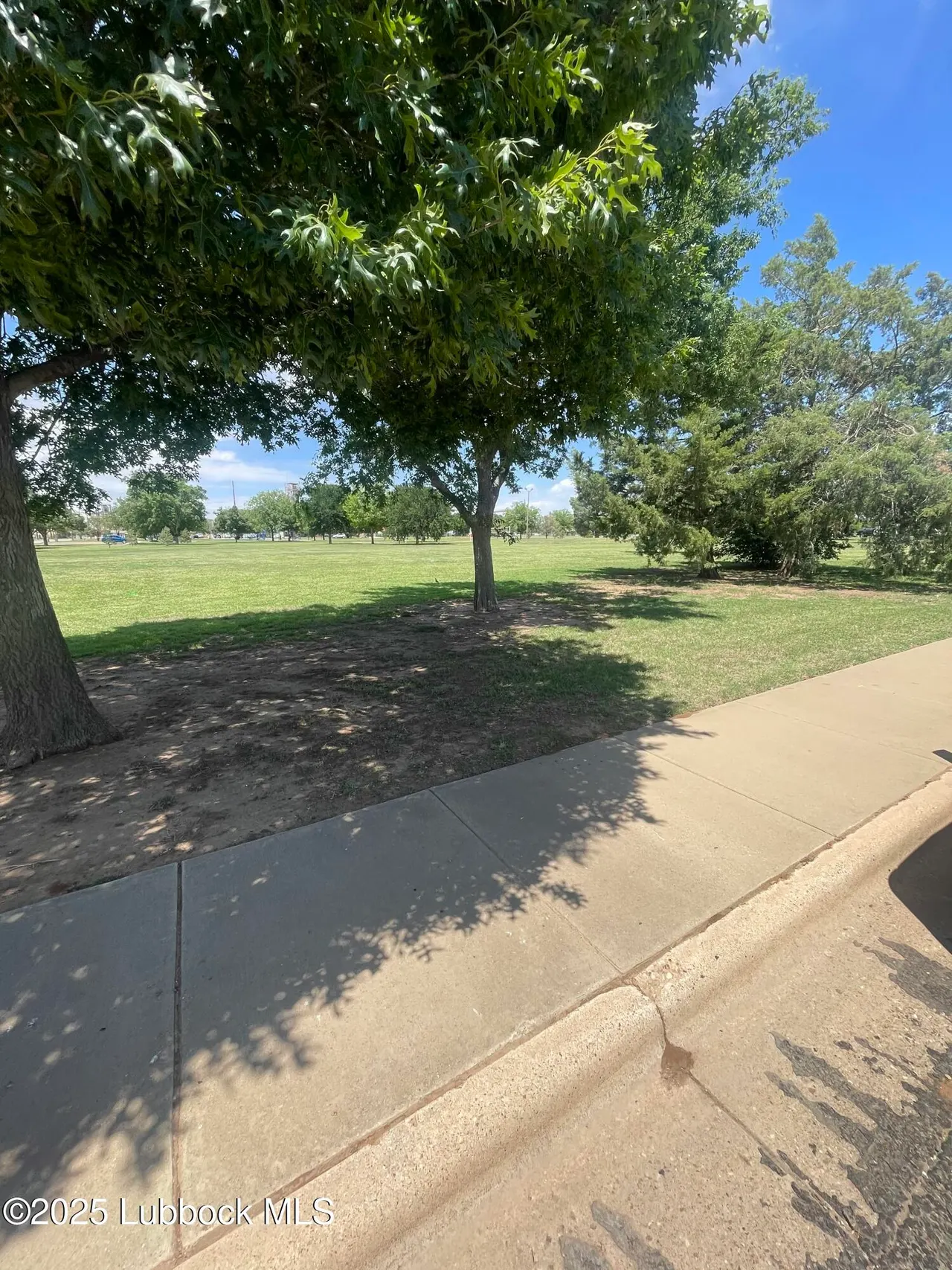 Photo 3 — 304 E 37th Street, Lubbock, TX 79404