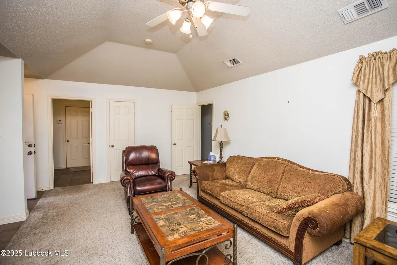 Photo 13 — 519 N Flint Avenue, Lubbock, TX 79415
