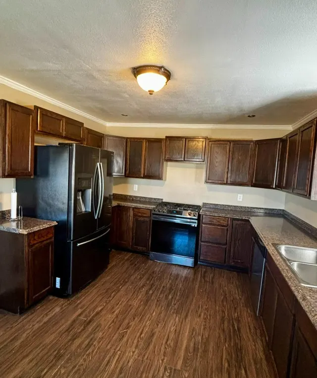 Photo 5 — 1012 Old Lamesa Road, Brownfield, TX 79316
