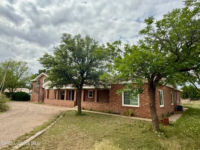 Photo 3 — 8014 County Rd 5840, Shallowater, TX 79363