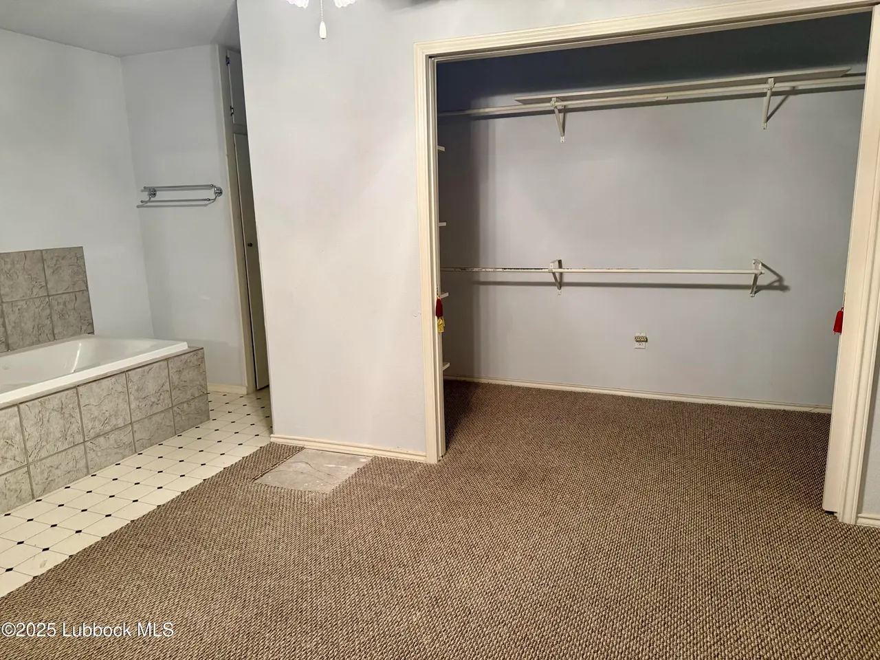 Photo 9 — 1807 E 7th, Petersburg, TX 79250