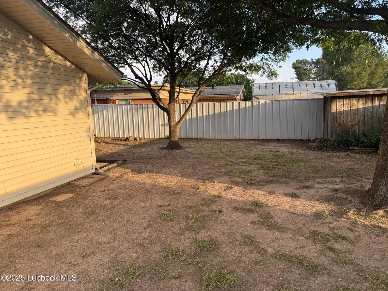 Photo 21 — 1807 E 7th, Petersburg, TX 79250