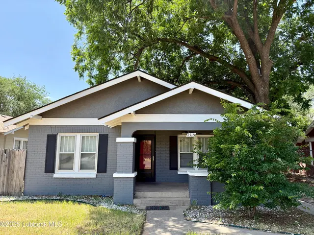 Front exterior — 2115 15th Street, Lubbock, TX 79401