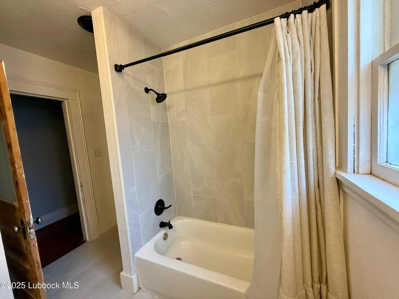 Photo 12 — 2115 15th Street, Lubbock, TX 79401