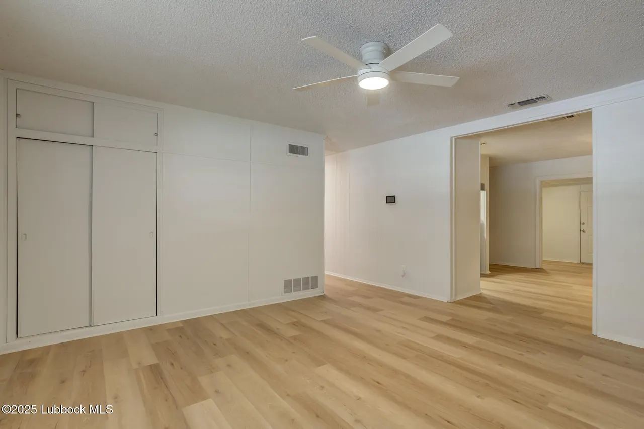 Photo 6 — 617 39th Street, Lubbock, TX 79404