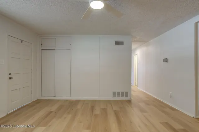 Photo 7 — 617 39th Street, Lubbock, TX 79404