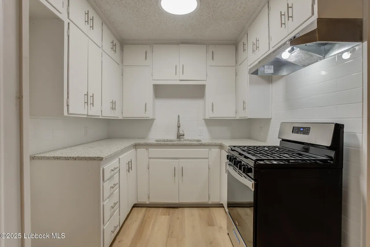 Photo 20 — 617 39th Street, Lubbock, TX 79404
