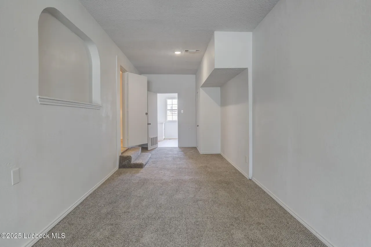 Photo 31 — 617 39th Street, Lubbock, TX 79404