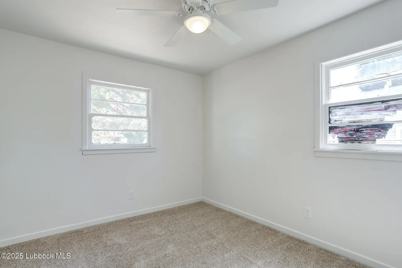 Photo 40 — 617 39th Street, Lubbock, TX 79404