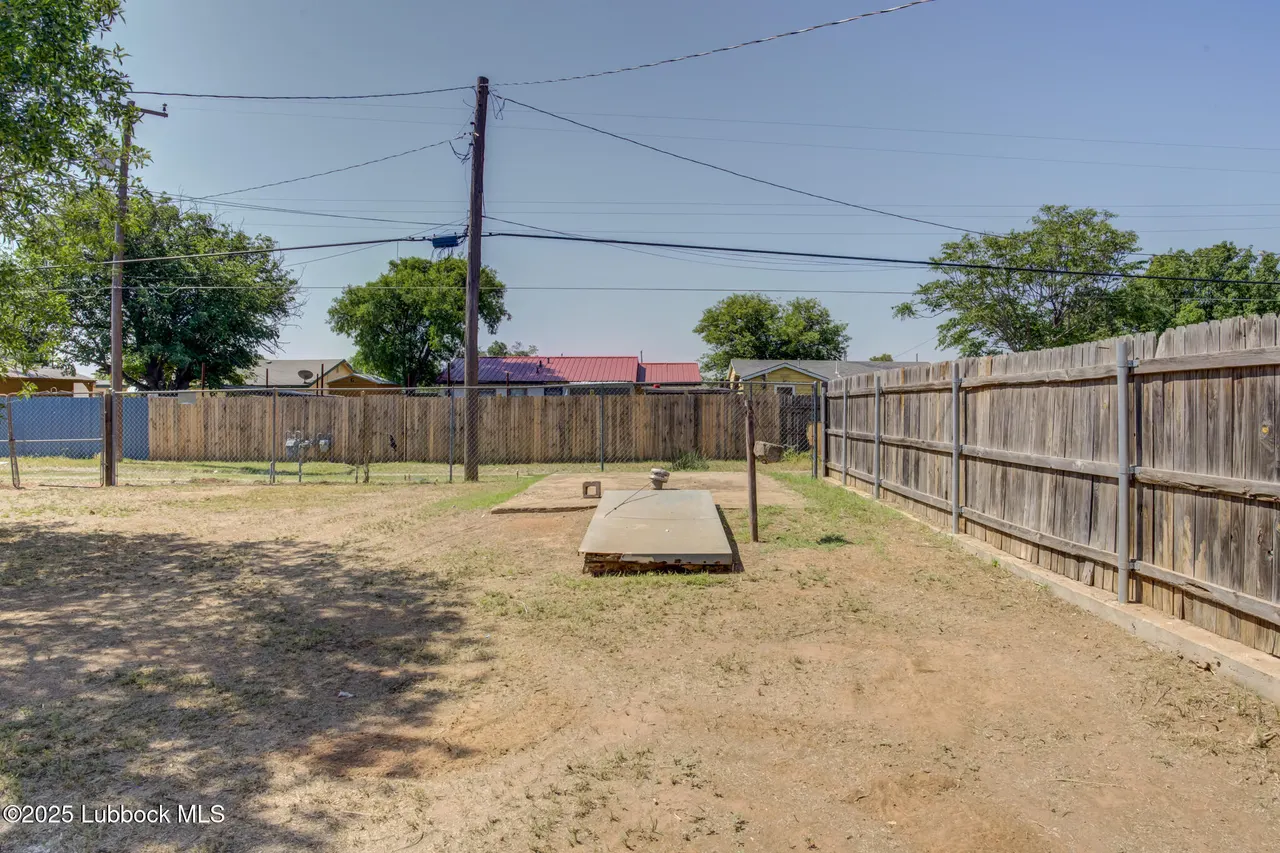 Photo 47 — 617 39th Street, Lubbock, TX 79404