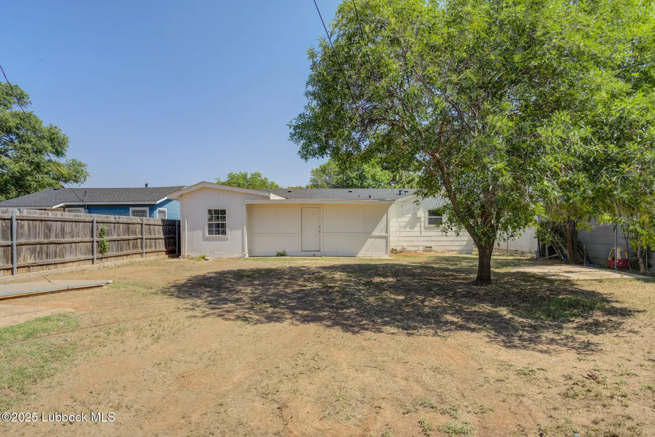 Photo 50 — 617 39th Street, Lubbock, TX 79404