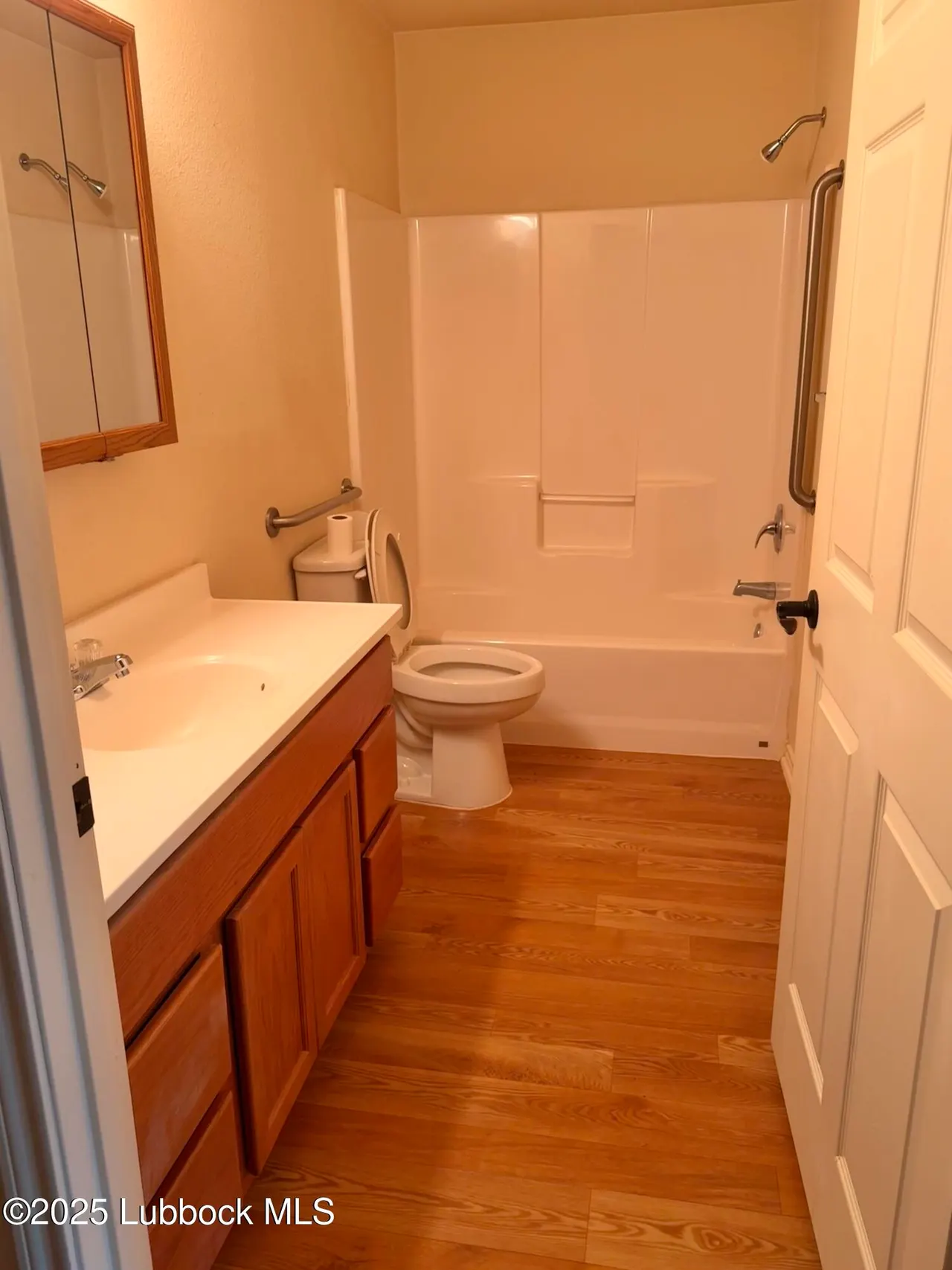 Photo 12 — 307 E 3rd Street, Muleshoe, TX 79347
