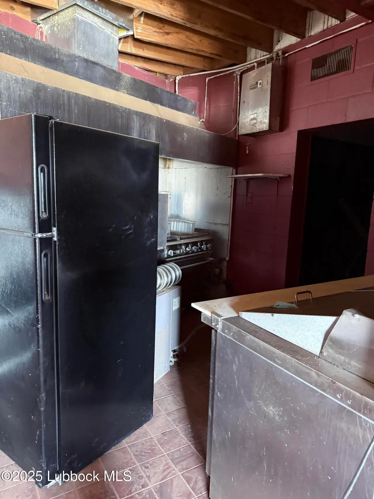 Photo 10 — 3303 Idalou Road, Lubbock, TX 79403