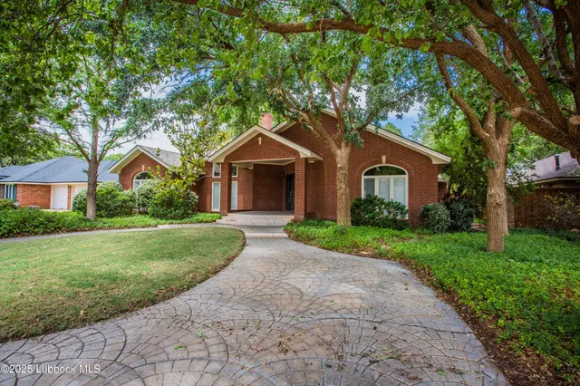 Photo 4 — 1809 Carter Drive, Brownfield, TX 79316