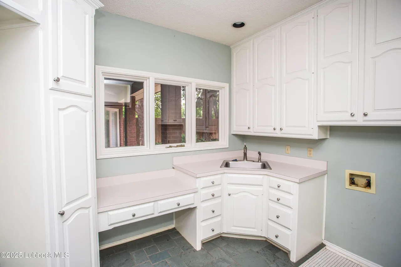 Photo 15 — 1809 Carter Drive, Brownfield, TX 79316