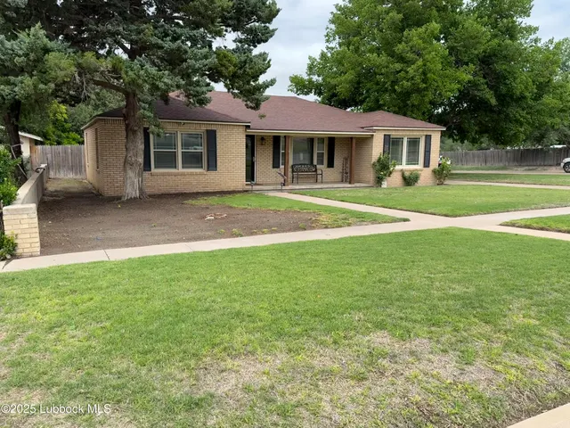 Photo 2 — 604 W 7th Street, Muleshoe, TX 79347