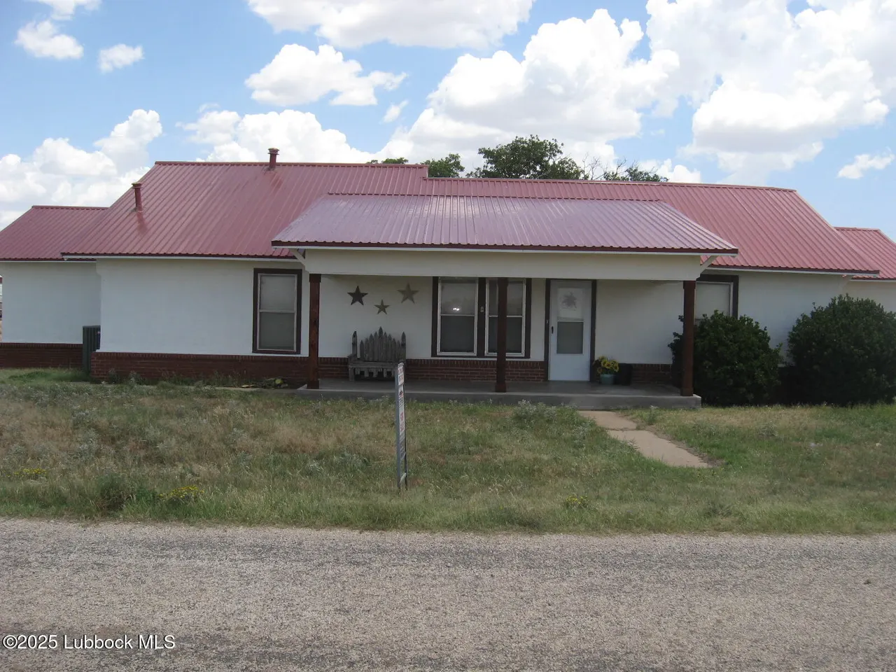 Front exterior — 999 US-Highway 87, Tahoka, TX 79373