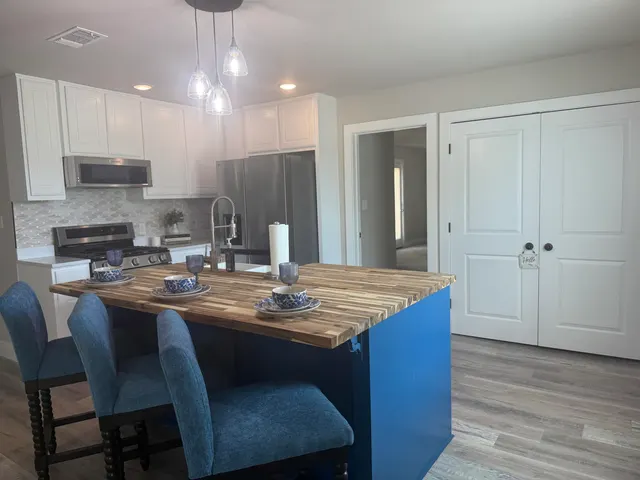 Photo 5 — 2019 41st Street, Lubbock, TX 79412
