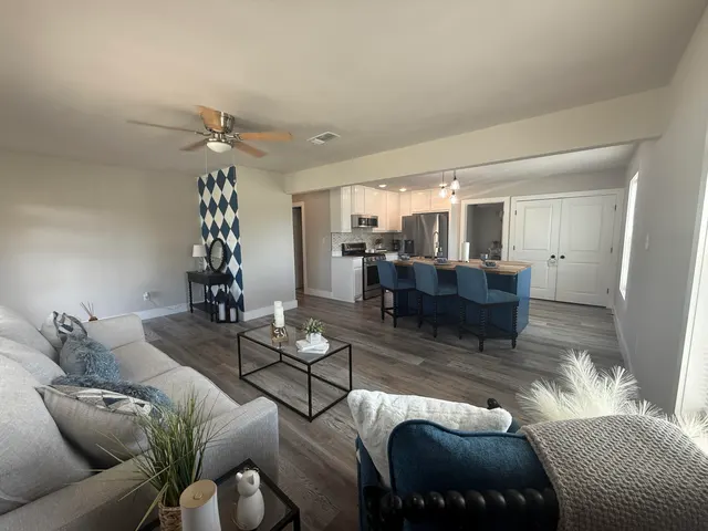 Photo 3 — 2019 41st Street, Lubbock, TX 79412