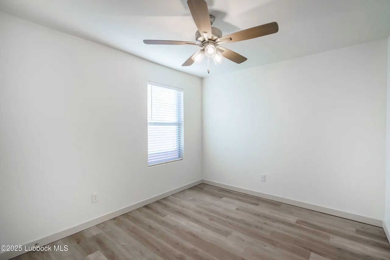 Photo 6 — 2210 N Avenue N, Lubbock, TX 79403