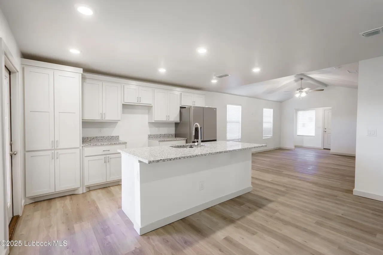 Front exterior — 2208 N Avenue N, Lubbock, TX 79403