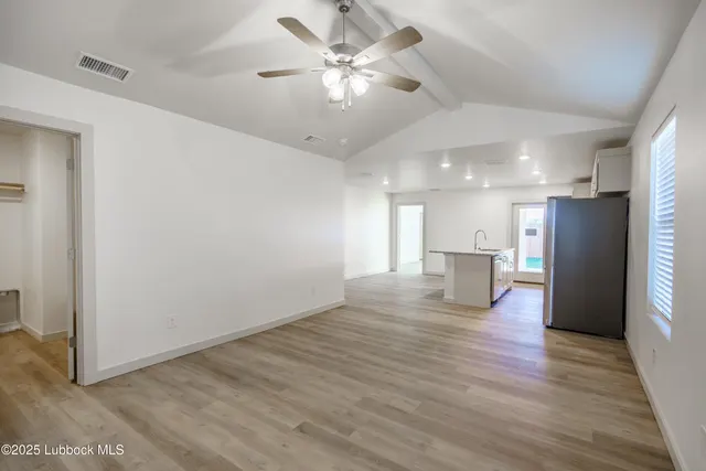 Photo 3 — 2208 N Avenue N, Lubbock, TX 79403