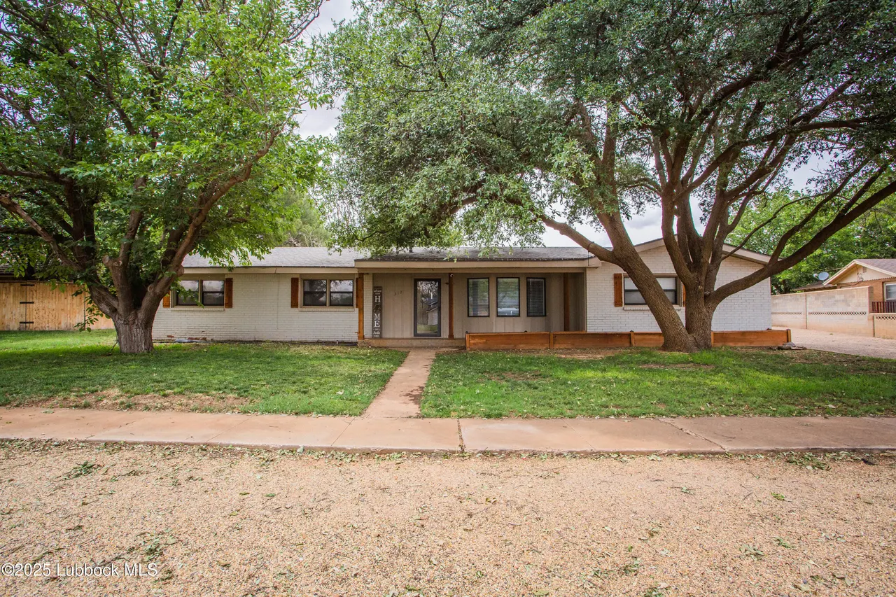 Front exterior — 312 Terrace Circle, Lamesa, TX 79331
