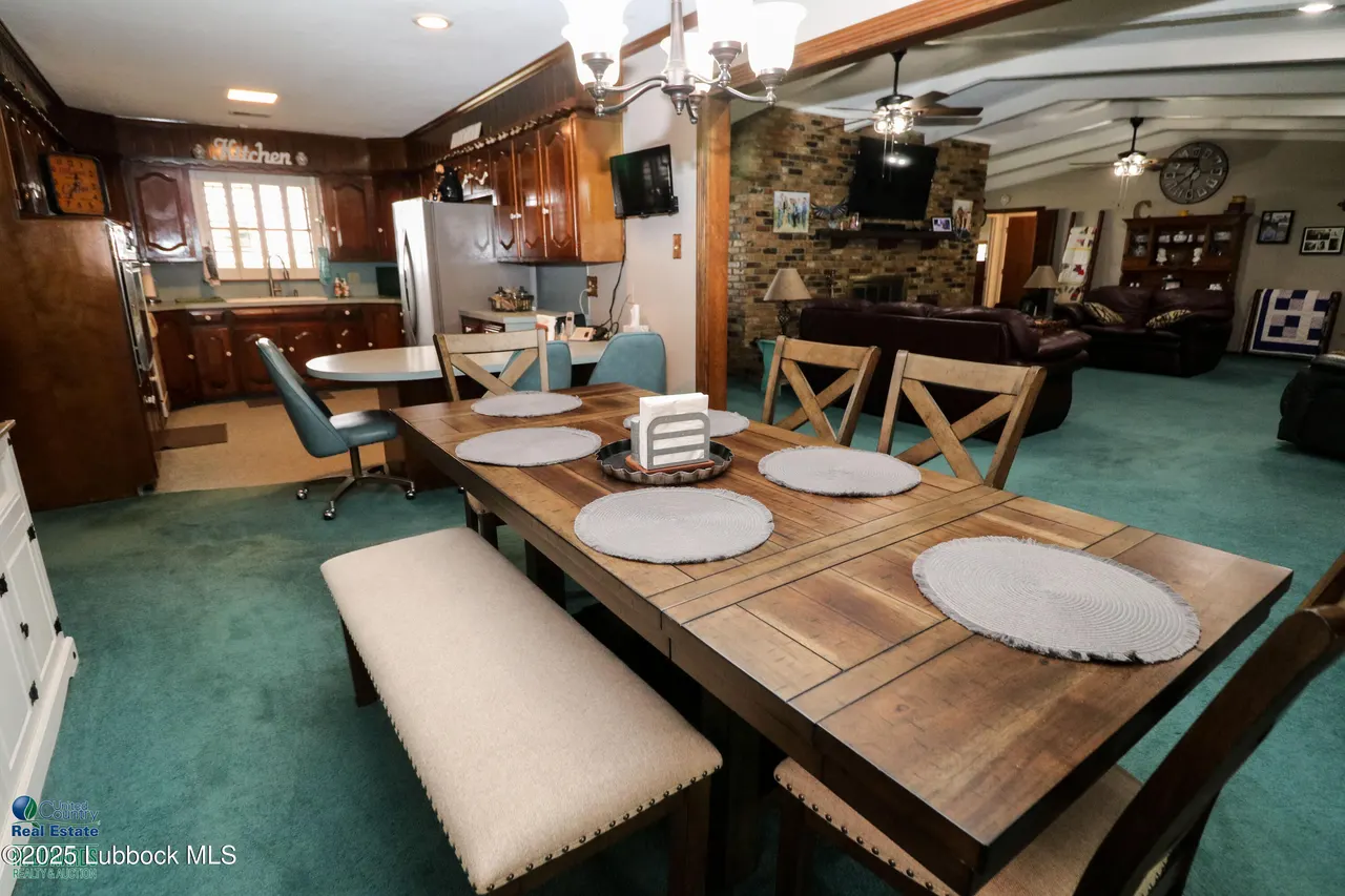 Photo 6 — 827 N Amherst Road, Earth, TX 79031