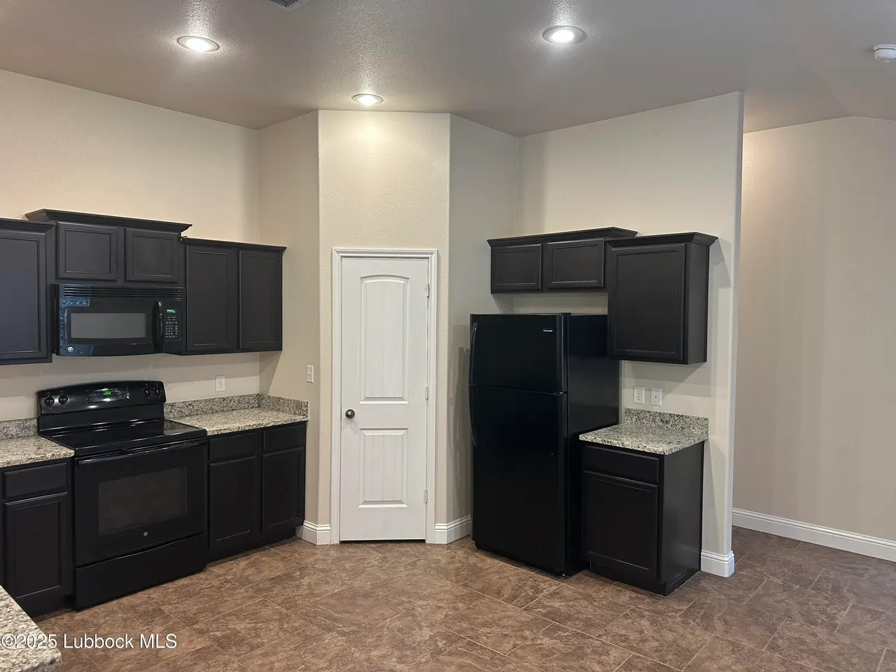 Photo 6 — 6932 37th Street, Lubbock, TX 79407