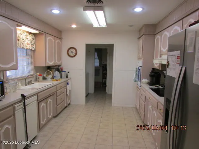 Photo 8 — 1736 W Ave D, Muleshoe, TX 79347