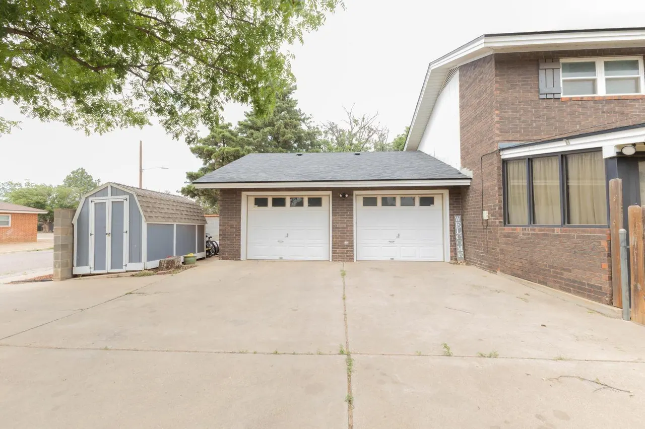 Photo 27 — 1102 15th Street, Shallowater, TX 79363