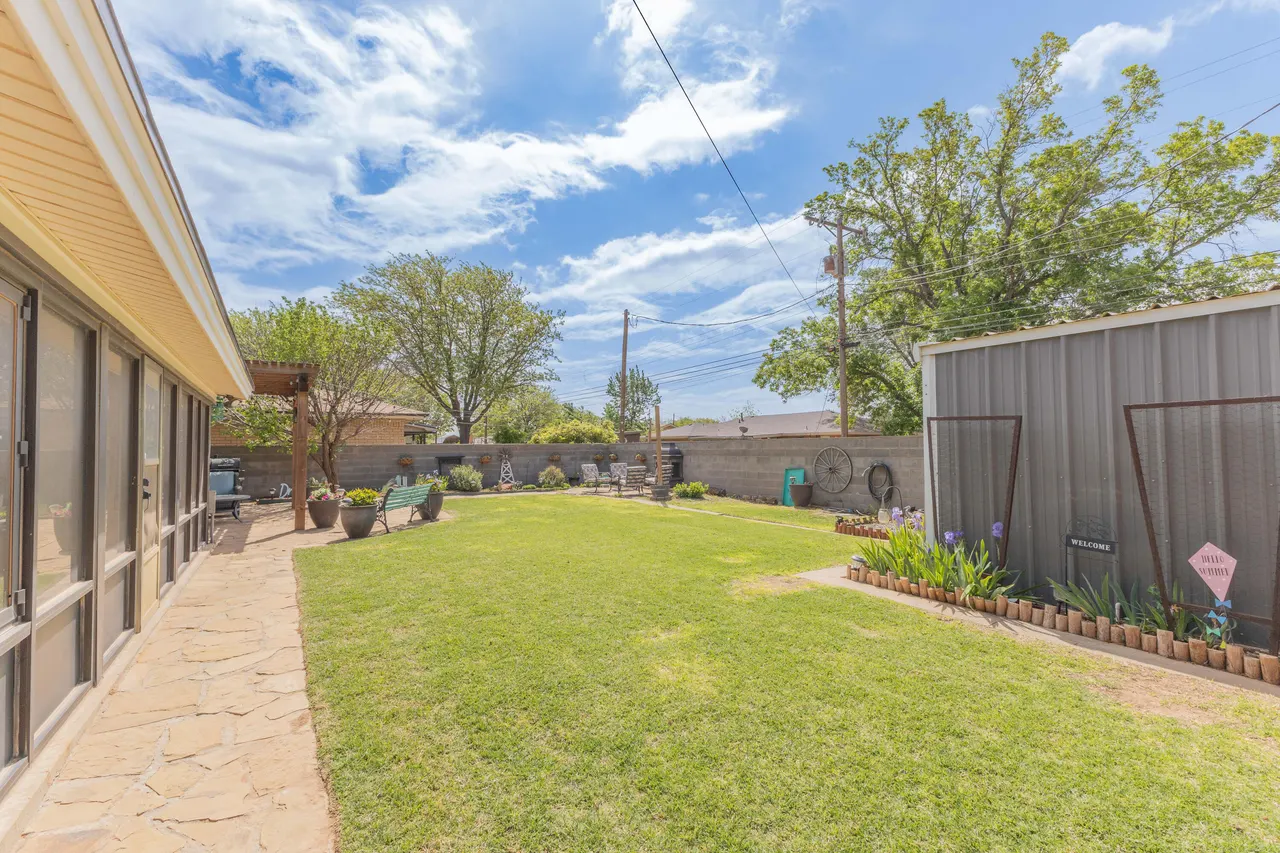 Photo 30 — 1102 15th Street, Shallowater, TX 79363
