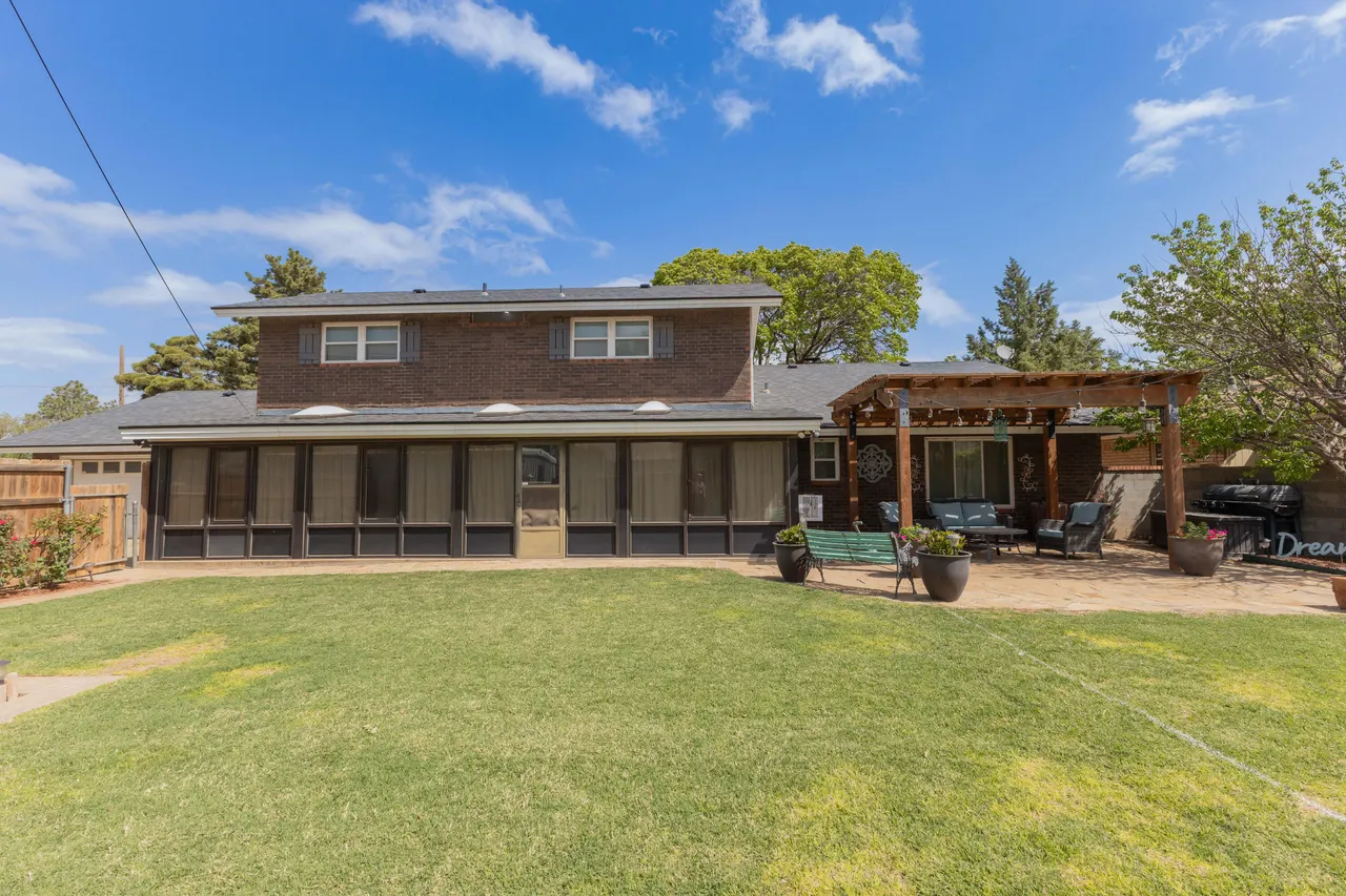 Photo 31 — 1102 15th Street, Shallowater, TX 79363