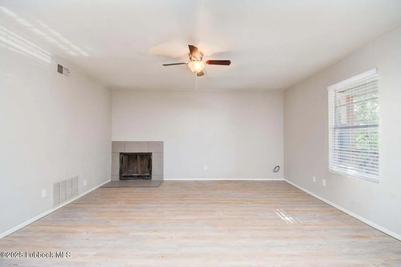 Photo 2 — 3208 Salisbury Avenue, Lubbock, TX 79410
