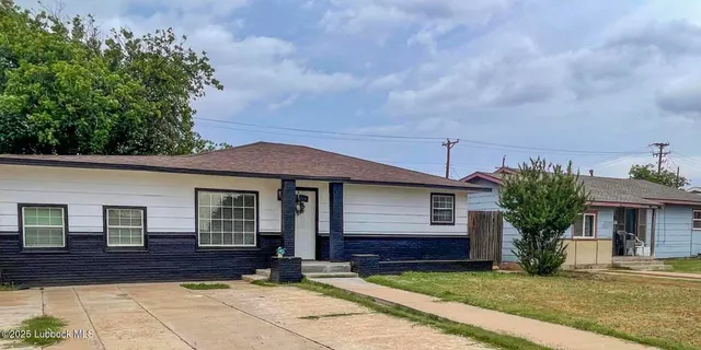 Front exterior — 2808 3rd Street, Lubbock, TX 79415