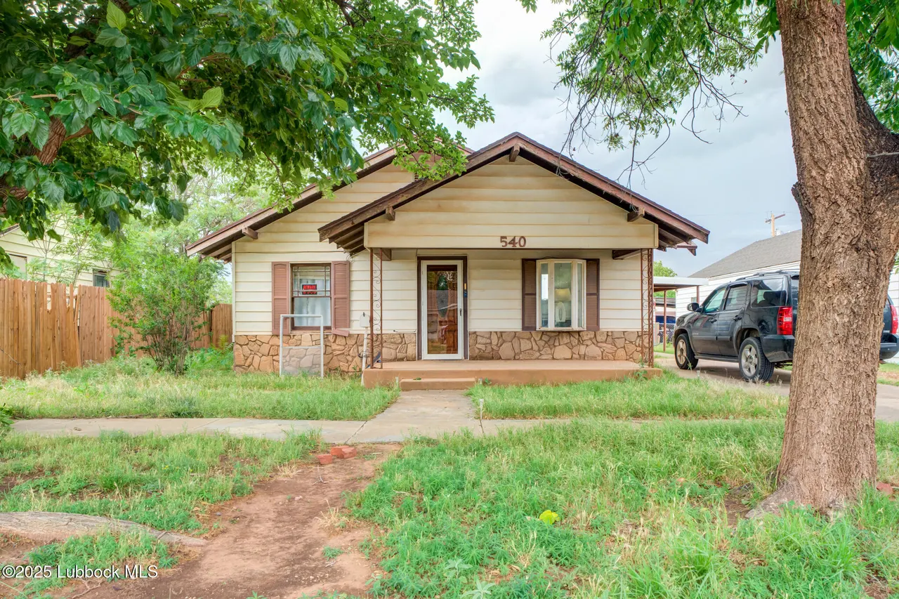 Front exterior — 540 W Lynn Street, Slaton, TX 79364