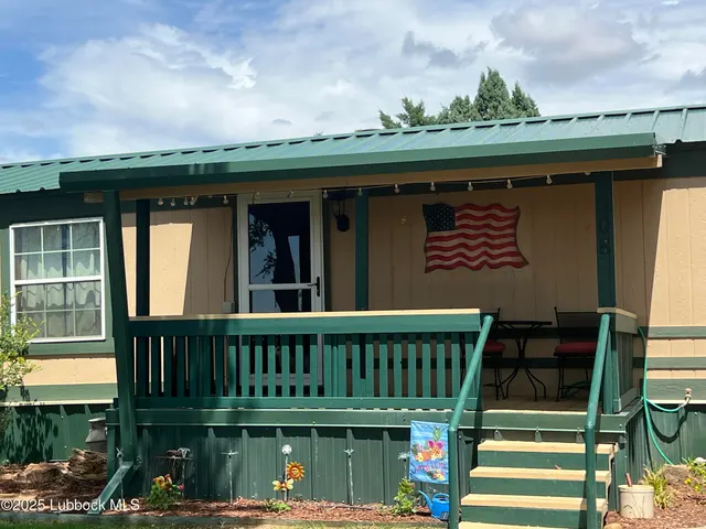 Photo 5 — 308 S Avenue F, Abernathy, TX 79311