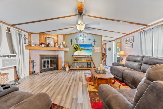 Photo 6 — 308 S Avenue F, Abernathy, TX 79311