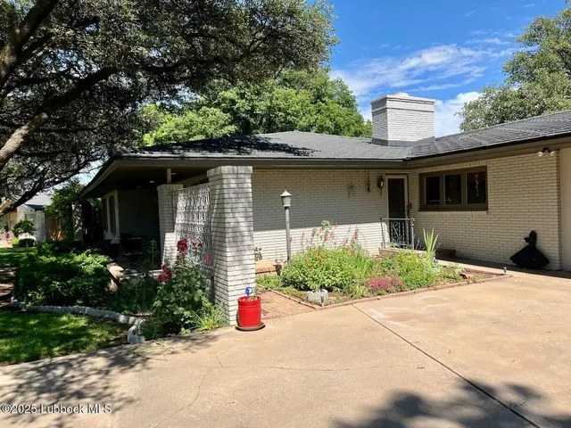 Photo 3 — 103 Yucca Terrace, Plainview, TX 79072