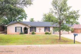Sold home at 303 Comanche Trail
