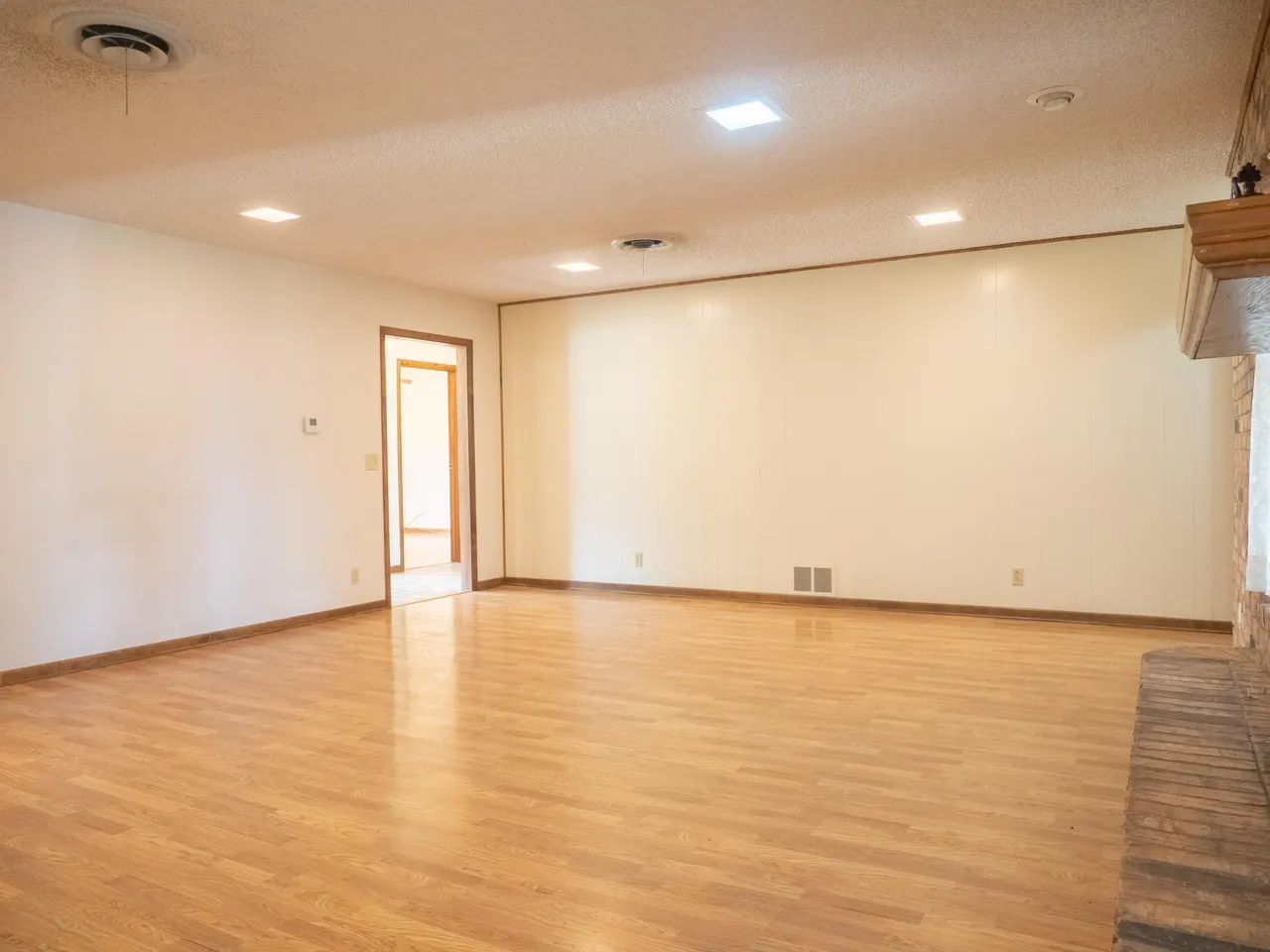 Photo 8 — 303 Comanche Trail, Tulia, TX 79088